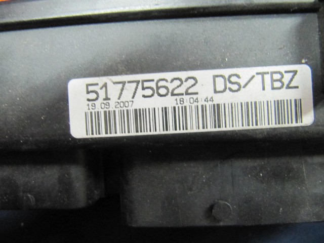 Fiat Grande Punto külső biztosíték tábla 51775622