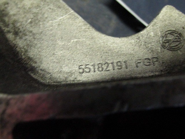 Alfa Romeo, Fiat, Lancia 1,3 16v Diesel motor váltó összefogó alubak 55182191