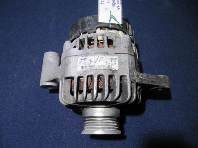 Fiat 500 Abarth 51854917 számú generátor
