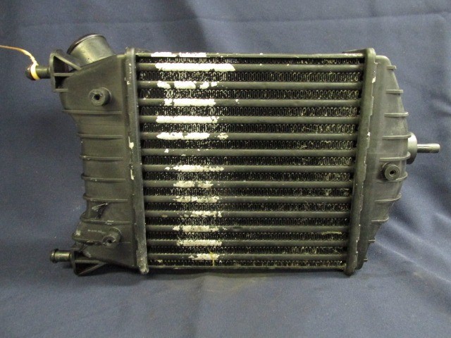 Fiat Punto II.-III. 1,9 8v Diesel  intercooler 46764253