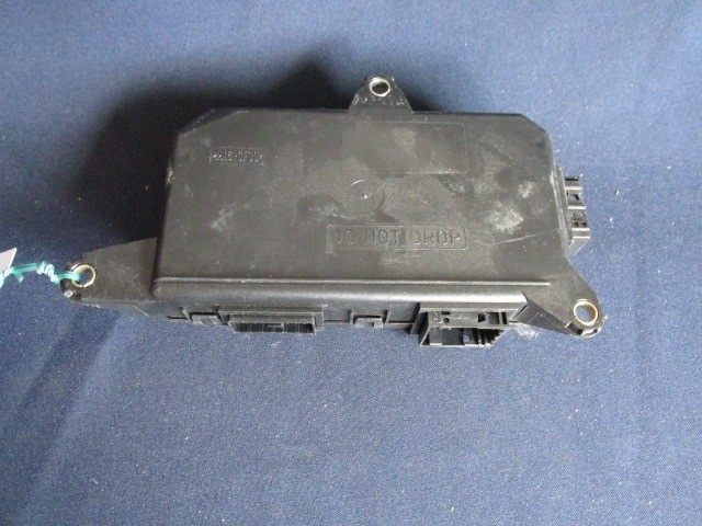 Fiat Stilo jobb oldali ablakemelő vezérlő 46784224