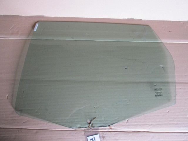 Fiat Punto II. III. bal hátsó, lejáró, zöld színű üveg 46522970