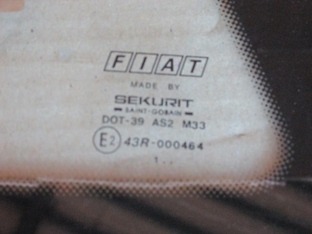 Fiat Stilo bal hátsó,fix,zöld színű üveg