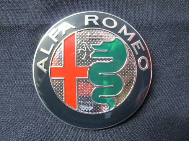 Alfa Romeo új, első/hátsó, felragasztható embléma