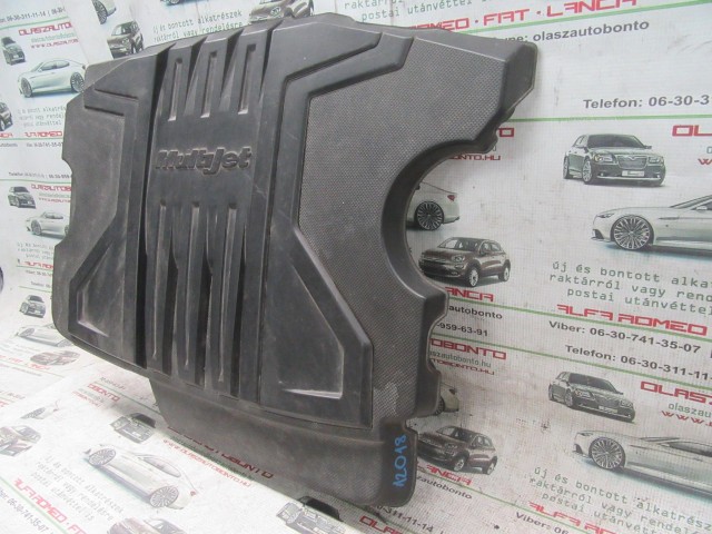 Fiat Croma 2,4 Jtd 20v motor burkolat