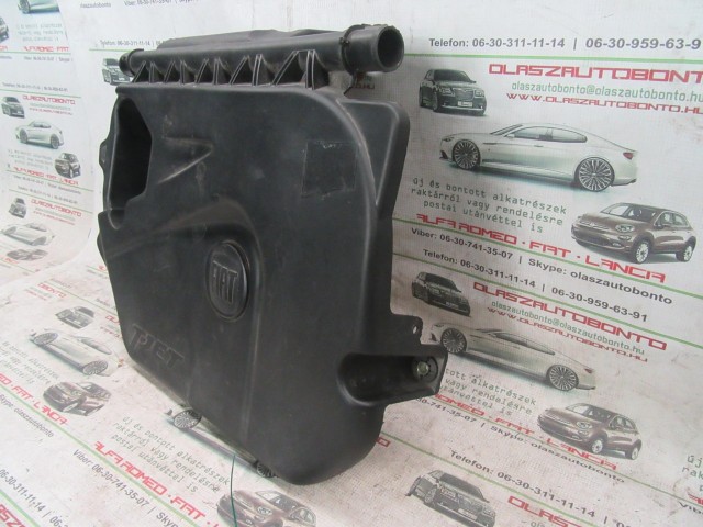 Lancia Delta 1,4 TB 16v motor burkolat