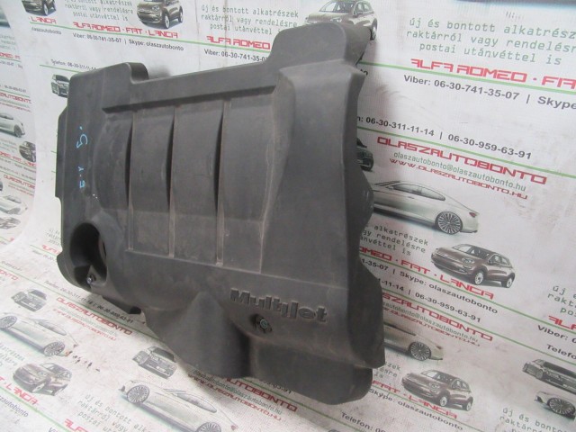 Fiat Grande Punto 1,9 Jtd 8v , 51780543 számú motor burkolat