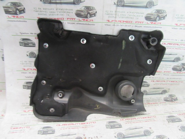 Fiat Grande Punto 1,9 Jtd 8v , 51780543 számú motor burkolat