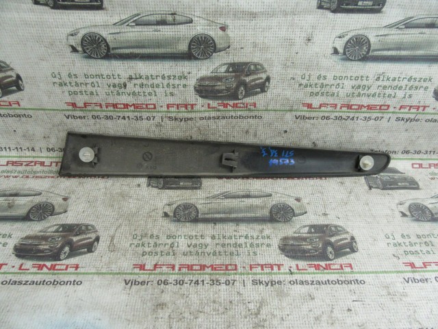 Fiat Stilo 3 ajtós, 735314532 számú, jobb hátsó díszcsík