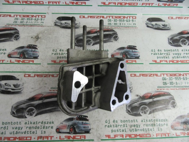 Fiat 500, Lancia Ypsilon II.  1,4 16v benzin motor tartó alubak 55210163