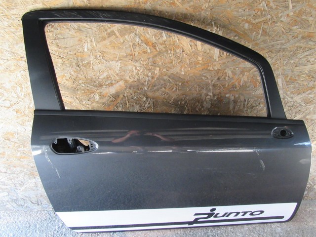 Ajtó18902 Fiat Grande Punto 3 ajtós, sötét szürke színű,jobb oldali ajtó
