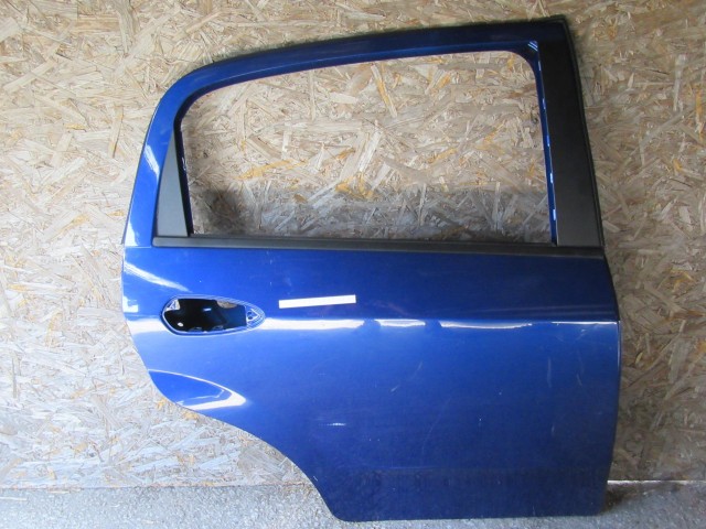 Ajtó29009 Fiat Grande Punto/Punto Evo 5 ajtós, kék színű,jobb hátsó ajtó a képen látható sérüléssel