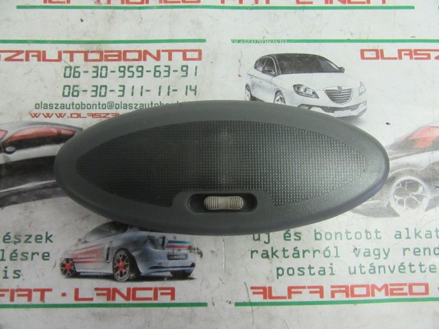 Alfa Romeo 147 belső világítás