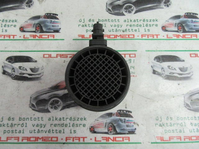 Alfa Romeo/Fiat 0281006048 számú légtömeg mérő