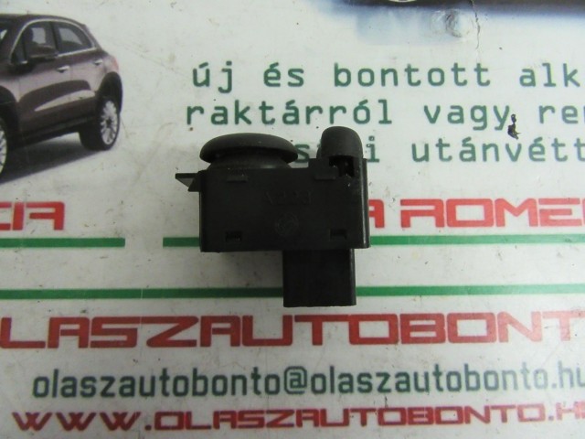 Fiat Bravo/Marea fekete színű tükör állító kapcsoló