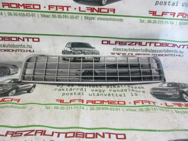 Fiat Linea utángyártott új, szürke színű, első alsó középső rács 735492429