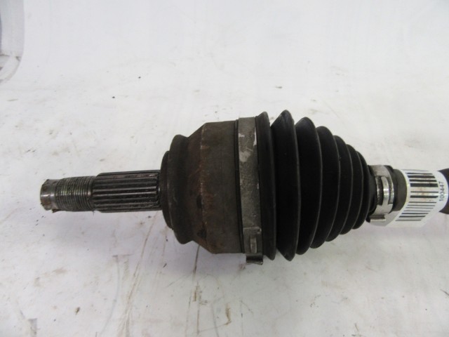 100447 Alfa Romeo MiTo 1,4 16v Tb jobb oldali féltengely 55700614