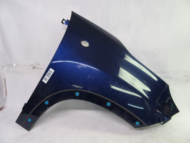 103524 Fiat 500 l Trekking kék színű jobb első sárvédő 51976570
