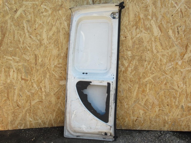 107374 Fiat Doblo I.-II. jobb hátsó zárt csomagtér ajtó, a képen látható sérüléssel 51934384
