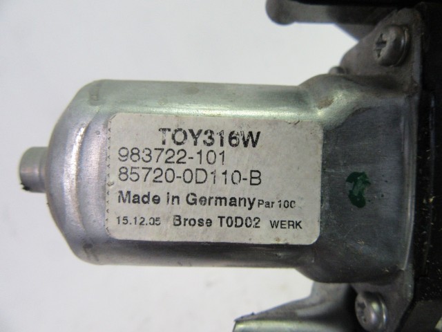 Toyota Yaris 2006-2011 bal első elektromos ablakemelő  85720-0D110-B