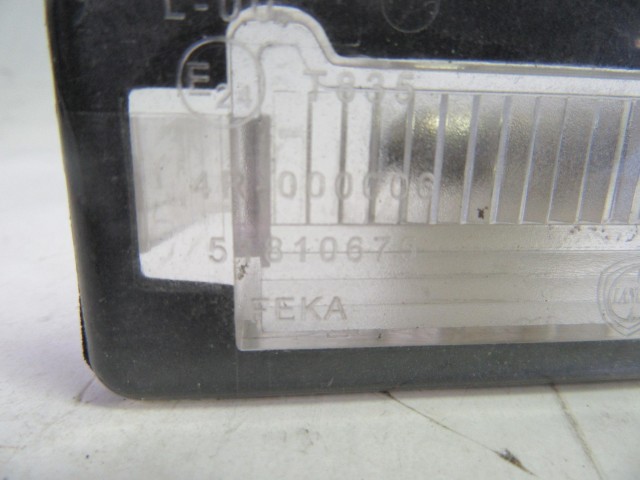 Fiat Doblo III.-IV. rendszámtábla világítás búra 51810675