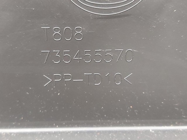 Fiat Doblo 2009-2015  ködlámpa helyes, fényszórómosó helyes első lökhárító  735455570