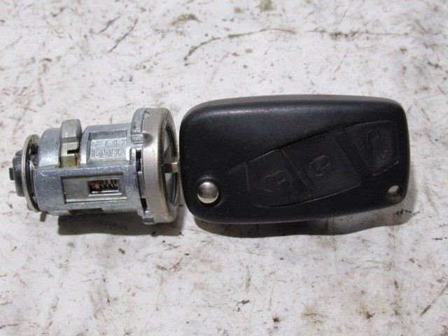 135520 Fiat Grande Punto 1,4 8v benzin motorvezérlő szett 51784957