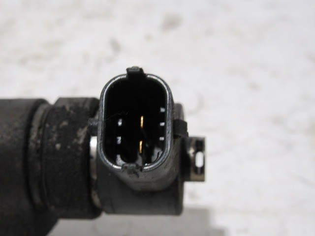 Fiat, Lancia, Opel, Suzuki 1,3 16v Diesel injektor 0445110083