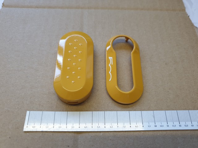 Fiat 500 gyári új, mustár sárga színű kulcsház 50926870