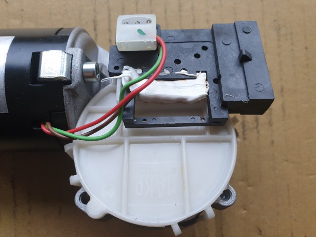 Fiat Doblo 2000-2009  új első ablaktörlő motor 46804975