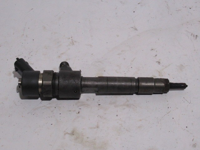 Fiat Punto II.-III. 1,9 8v Diesel injektor 0445110019