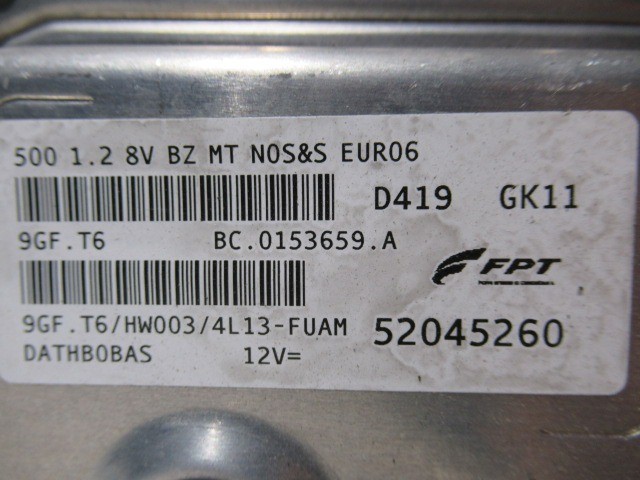 Fiat 500 1,2 8v benzin motorvezérlő 52045260
