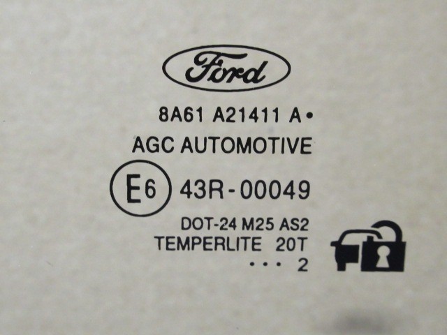 Ford Fiesta 5 ajtós 2008-2013 bal első lejáró üveg 