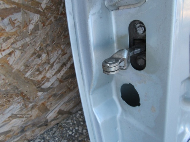 131412 Fiat Multipla jobb első ajtó a képen látható sérüléssel 46510462