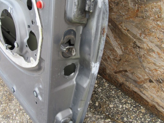 131487 Fiat Multipla bal első ajtó, a képen látható sérüléssel 46510464