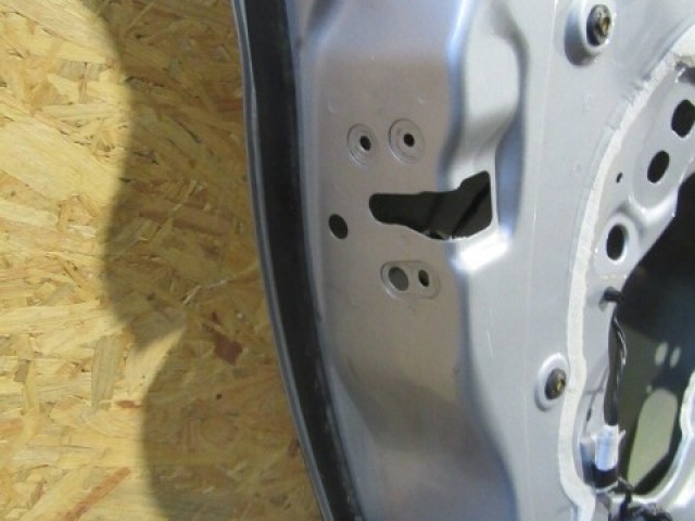 153538 Fiat Tipo 2015- KOMBI bal hátsó ajtó a képen látható sérüléssel