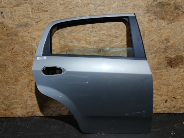 154749 Fiat Grande Punto jobb hátsó ajtó