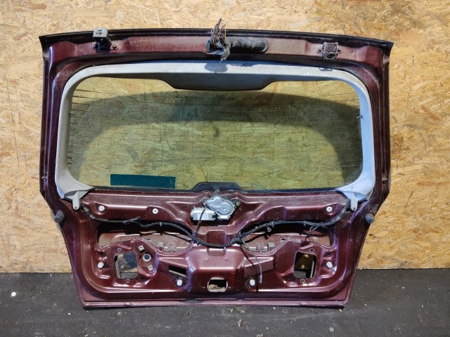 157557 Fiat Stilo 2001-2003 5 ajtós bordó színű csomagtérajtó