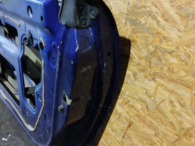 157620 Alfa Romeo MiTo 2008-2018 kék színű Jobb oldali ajtó, képen látható sérüléssel