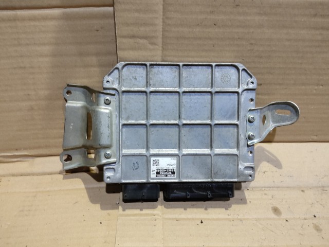 Toyota Yaris 2006-2011 1,3 benzin Motorvezérlő 896610dd40