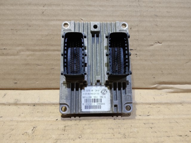 Fiat Panda II.  2003-2012 1,2 8v benzin Motorvezérlő Magnetti Marelli  735353899