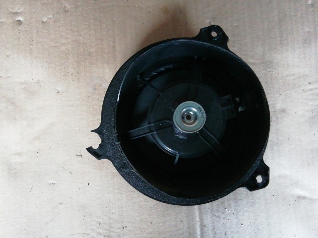 Toyota Rav 4 2006-2013 bal hátsó hangszóró 861602B580