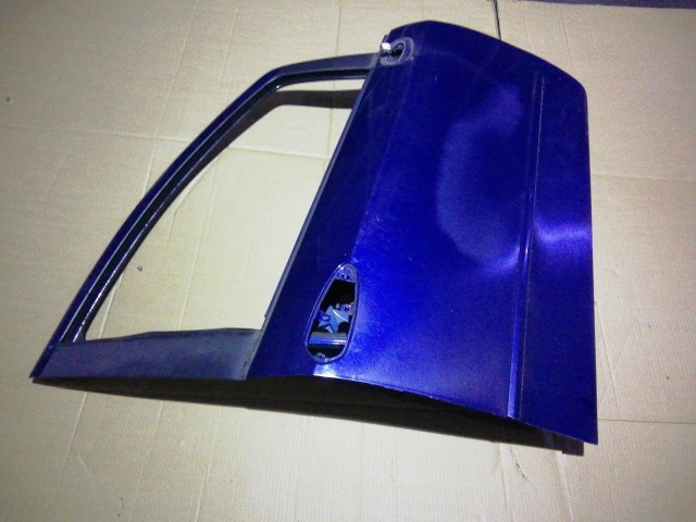 126403 Fiat Linea jobb első kék színű ajtó