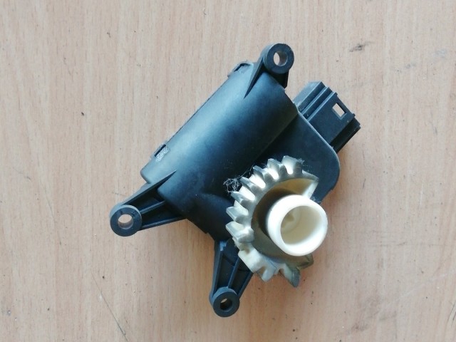 Volkswagen Touran 2005-2008 Fűtés állító motor 1K090751D