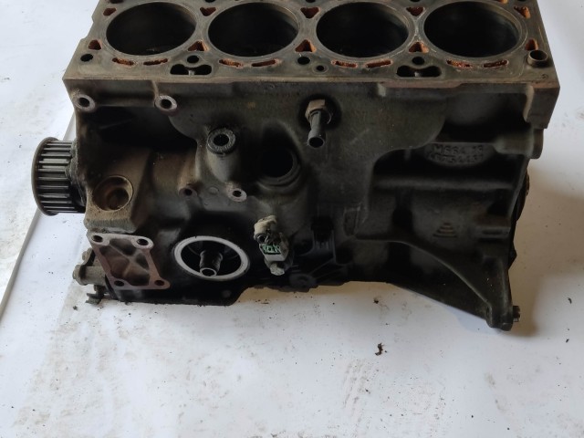 Fiat Stilo 2001-2006 1,6 16v benzin Motor, motoralkatrészek 182B6000