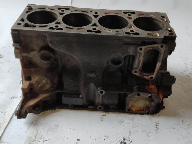 Fiat Stilo 2001-2006 1,6 16v benzin Motor, motoralkatrészek 182B6000