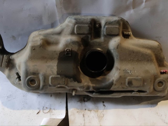 Fiat Punto II.-III. benzines Üzemanyagtank 46836432