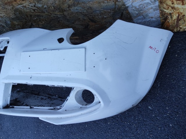 172959 Alfa Romeo MiTo 2008-2013 fehér színű első lökhárító fényszóró mosós helyes 156084392