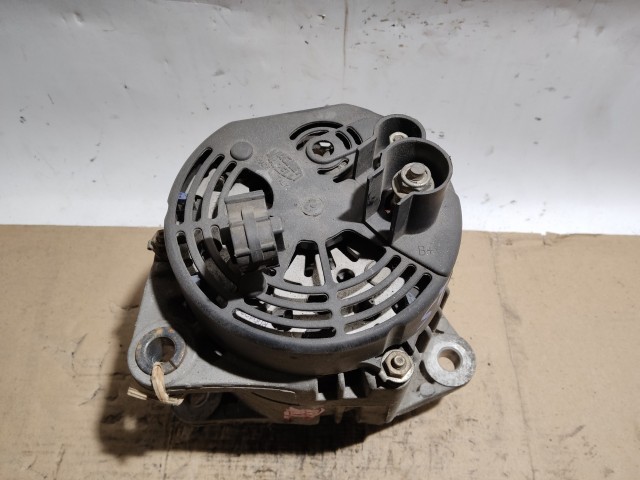 Fiat Stilo 2,4 20v benzin Generátor 140A 46774419