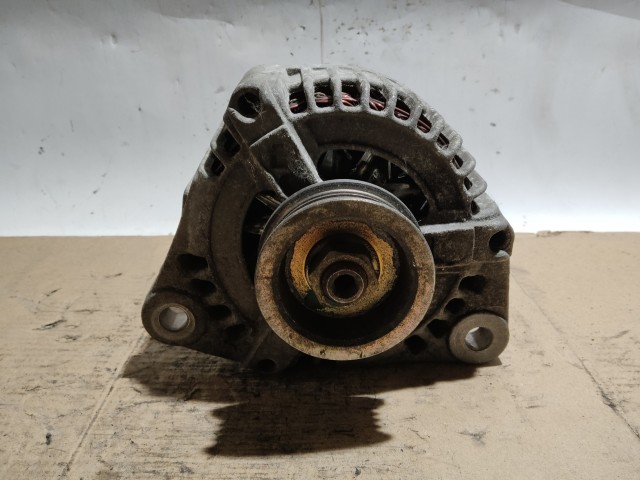 Fiat Stilo 2,4 20v benzin Generátor 140A 46774419